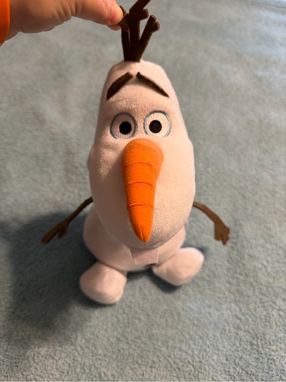 Disney Frozen 11” Laugh, Shimmy & Shake Olaf Stuffed Toy Plush Works